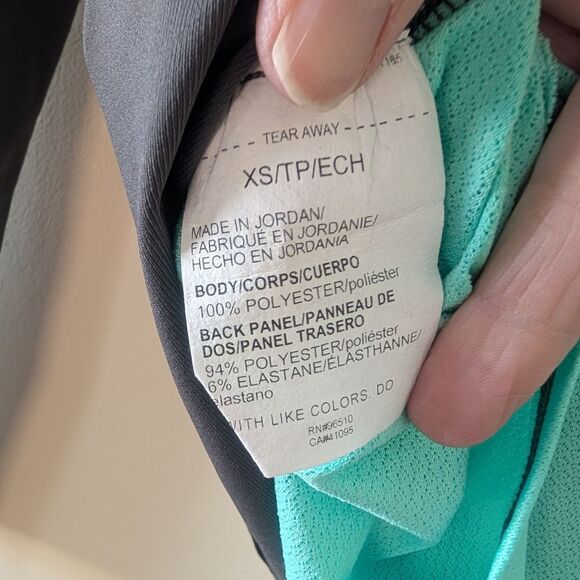 Under Armour Women's 1/2 Zip Grey Multi Running Activewear Size XS - Picture 6 of 6